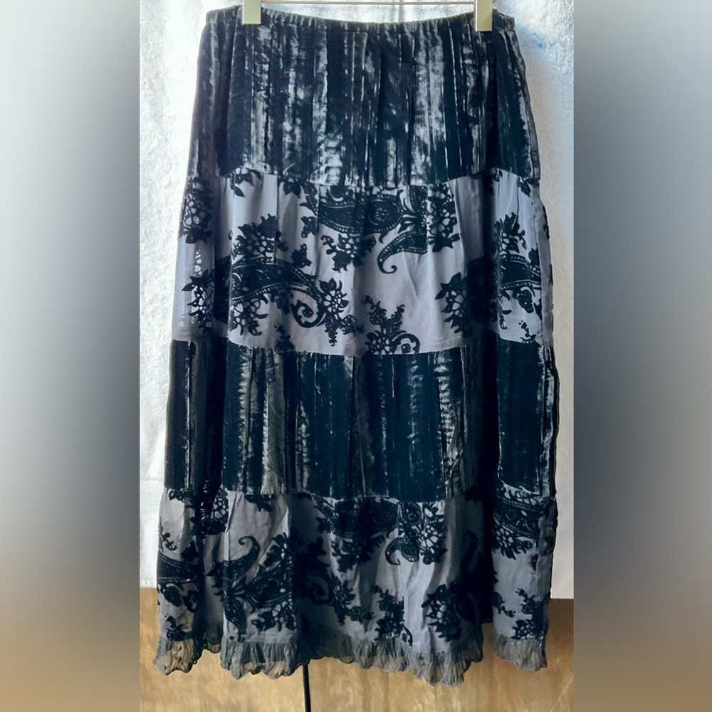 Chico's Black Bubble Tiered Midi Skirt for Night Out